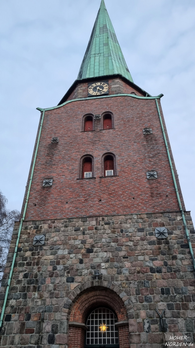 St. Lorenz Kirche in Travemünde St. Lorenz Kirche in Travemünde